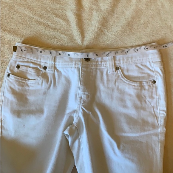 🛍 2 for $20 White cropped jeans - Picture 2 of 7
